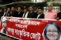 হরতালের প্রতিবাদে সোমবার জাতীয় প্রেসক্লাব্র সামনে মানববন্ধন করে বঙ্গবন্ধু সাংস্কৃতিক জোট-পিএনএস