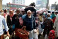 ৫০তম বিশ্ব ইজতেমার ২য় পর্ব শুরু ১৬ তারিখ থেকে এজন্য দেশের বিভিন্ন জায়গা থেকে ধর্মপ্রান মুসল্লিরা আসছেন তুরাগ নদীর তীরে, ছবিটি বৃহস্পতিবার তুলেছেন পিএনএস’র চীপ ফটো সাংবাদিক আব্দুল হালিম
