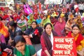শুক্রবার জাতীয় প্রেসক্লাবের সামনে বাসযোগ্য ঢাকার দাবিতে সমাবেশ করে সিপিবি-পিএনএস