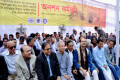 শনিবার রাজধানীর বি জি এম ই এ ভবনের সামনে বিভিন্ন দবিতে অনশন কর্মসূচী পালন করে ব্যবসায়ীরা -পিএনএস