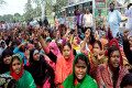 আদমজী, ইপিজে ও এ,এম,সি,এস টেক্সটাইল অবিলম্বে চালু সহ বিভিন্ন দাবিতে শুক্রবার জাতীয় প্রেসক্লাবের সামনে বিক্ষভ সমাবেশ ও মিছিল করে গার্মেন্টস শ্রমিকরা –পিএনএস
