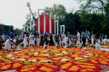 আন্তর্জাতিক মাতৃভাষা দিবস ২০১৫ উপলক্ষে শনিবার ফুলে ফুলে ভরা কেন্দ্রীয় শহীদ মিনার -পিএনএস