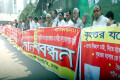 যশোরকে বিভাগ ঘোষণা ও দ্বিতীয় পদ্মা সেতুর দাবিতে শনিবার জাতীয় প্রেসক্লাবের সামনে মানব বন্ধন করে বৃহত্তর যশোর সমিতি, ঢাকা –পিএনএস