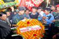 আন্তর্জাতিক মাতৃভাষা দিবস ২০১৫ উপলক্ষে শনিবার কেন্দ্রীয় শহীদ মিনারে ফুল দিয়ে ভাষা শহীদদের প্রতি শ্রদ্ধল নিবেদন করেন গণসংহতি আন্দোলন -পিএনএস