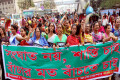 “সংঘাত নয় শান্তি চাই, বাঁচার মত বাঁচতে চাই” এই দাবিতে শনিবার জাতীয় প্রেসক্লাবের সামনে থেকে বিক্ষোভ মিছিল করে বাংলাদেশ হিজড়া কল্যাণ ফাউন্ডেশন – পিএনএস