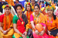 বসন্ত উৎসব ১৪২৪ উপলক্ষে শুক্রবার ঢাকা বিশ্ববিদ্যালয় চারুকলার সামনে অপরুপ সাজে সেজেসে মেয়েরা। ছবিটি তুলেছেন আমাদের চীপ ফটো সাংবাদিক আব্দুল হালিম - পিএনএস
