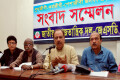 বুধবার জাতীয় প্রেসক্লাবের সামনে জাতীয় সমাজতান্ত্রিক দল (জে এস ডি) আয়োজিত সংবাদ সম্মেলনে বক্তব্য রাখেন আ,স,ম, আব্দুল রব-পিএনএস