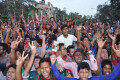 বাংলাদেশ ইংল্যান্ডের বিপক্ষে ঐতিহাসিক জয়ের মধ্য দিয়ে বিশ্বকাপ কোয়াটার ফাইনালে পা রাখায় ঢাকা বিশ্ববিদ্যালয়ের টি এস সি চত্বরে উল্লাসে ফেটে পড়ে ক্রিকেটপ্রেমি জনতা । ছবিটি  টি এস সি থেকে তুলেছেন আমাদের চীপ ফটো সাংবাদিক আব্দুল হালিম –পিএনএস