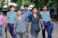 বুধবার রাজধানীর শাহাবাগে গণজাগরণের বিক্ষোভ মিছিল থেকে ২ টা চাপাতি সহ আব্দুল্লাহ ও জুয়েল রানা নামের দুই জনকে আটক করে শাহাবাগ থানা পুলিশ –পিএনএস 