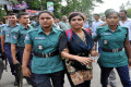 শনিবার জাতীয় প্রেসক্লাবের সামনে থেকে মানব বন্ধন করায় কয়েক জনকে আটক করে নিয়ে যায় পুলিশ –পিএনএস 