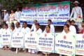 বিশ্ব মেডিকেল দিবস উপলক্ষে বিভিন্ন দাবিতে রোববার জাতীয় প্রেসক্লাবের সামনে মানব বন্ধন করে দি একাডেমী ফর এ বেটার ওয়ার্ল্ড –পিএনএস 