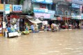 সকাল থেকে রাজধানীতে প্রবল বৃষ্টিতে প্রধান প্রধান সড়ক গুলোতে সৃষ্টি হয় জলাবদ্ধতা। ছবিটি বুধবার শান্তিনগর থেকে তুলেছেন আমাদের চীফ ফটো সাংবাদিক আব্দুল হালিম –পিএনএস