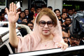 সোমবার রাজধানীর বকশীবাজারের বিশেষ আদালতে জিয়া অরফানেজ ট্রাষ্ট ও জিয়া চ্যারিট্যাবল ট্রাষ্ট মামলার হাজিরা দিতে যান বিএনপির চেয়াপার্সন বেগম খালেদা জিয়া –পিএনএস