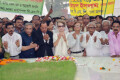 বিএনপির ৩৭ তম প্রতিষ্ঠা বার্ষিকী উপলক্ষে মঙ্গলবার শহীদ প্রেসিডেন্ট জিয়াউর রহমানের মাজারে ফুল দিয়ে শ্রদ্ধা জানান দলটির চেয়ারপারসন বেগম খালেদা জিয়া –পিএনএস 