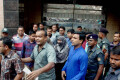 জামায়াতে ইসলামীর সেক্রেটারি জেনারেল আলী আহসান মুহাম্মাদ মুজাহিদের পরিবারের সদস্যরা শুক্রবার কেন্দ্রীয় কারাগারে দেখা করে বেরিয়ে আসে –পিএনএস 