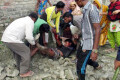 গাইবান্ধার গোবিন্দগঞ্জ পৌরসভার শামীম এন্ড শাকিল কারিগরি কলেজ ভোট কেন্দ্রে একাধিক সংঘর্ষে ১০ জন আহত, পুলিশের গুলি –পিএনএস 