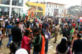 শুক্রবার ছুটির দিন ঢাকা আন্তর্জাতিক বাণিজ্য মেলায় দোকানে ক্রেতা সমাগম ছিলো চোখে পড়ার মত –পিএনএস