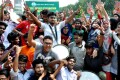 এসএসসি ও সমমানের পরীক্ষার ফল প্রকাশের পর রাজউক উওরা মডেল কলেজের শিক্ষার্থীদের উল্লাস। ছবিটি তুলেছেন আমাদের চীফ ফটো সাংবাদিব আব্দুল হালিম -পিএনএস