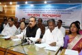 ঢাকা রিপোর্টার্স ইউনিটিতে সংবাদ সম্মেলনে বক্তব্য রাখেন নৌমন্ত্রী শাজাহান খান।