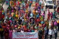 অবিলম্বে হালিম স্পোর্টস অয়্যার খুলে দেওয়ার দাবিতে সমবার জাতীয় প্রেসক্লাবের সামনে বিক্ষোভ মিছিল করে জাতীয় গারমেন্টেস ফেডারেশন-পিএনএস