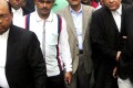 হরতালে গাড়ী ভাংচুর ও অগ্নিসংযোগের মামলায় হাজিরা দেন বিএনপির ভারপ্রাপ্ত মহাসচিব মির্জা ফখরুল ইসলাম আলমগির-পিএনএস