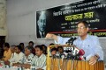 বিএনপির প্রতিষ্ঠাতা প্রেসিডেন্ট জিয়াউর রহমানের ৩৩তম শাহাদৎ বার্ষিকী উপলক্ষে বাংলাদেশ জাতীয়তা বাদী ছাত্র দলের আলোচনা সভায় বক্তব্য রাখেন দলের ভারপ্রাপ্ত মহাসচিব মির্জা ফকরুল ইসলাম আলমগীর-পিএনএস