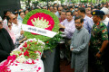 পিএনএসঃ বুধবার কেন্দ্রিয় শহীদ মিনারে কিংবদন্তি শিল্পী ফিরোজা বেগমের প্রতি বিভিন্ন রাজনৈতিক দলসহ জাতি ফুল দিয়ে শ্রদ্ধা জানায়।