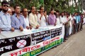 বিচার বিভাগ ও সংবাদপত্রের স্বাধীনতা সহ বিভিন্ন দাবিতে বুধবার জাতীয় প্রেসক্লাবের সামনে মানববন্ধন করে যুব জাগপা ঢাকা মহানগর-পিএনএস