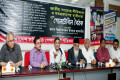 মঙ্গলবার জাতীয় প্রেসক্লাবে বাংলাদেশ সম্মিলিত পেশাজীবী পরিষদ আয়োজিত জাতীয় সম্প্রচার নীতিমালা ও মত প্রকাশের স্বাধীনতা শীর্ষক গোলটেবিল বৈঠকে প্রধান অতিথির বক্তব্য রাখেন বিএনপির ভারপ্রাপ্ত মহাসচিব মির্জা ফখরুল ইসলাম আলমগীর-পিএনএস