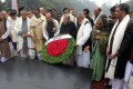 রবিবার শহীদ বিদ্ধিজীবী সৃতিসৌধে শহীদ বুদ্ধিজীবি দিবস উপলক্ষে ফুলদিয়ে শ্রদ্ধা জানান রাষ্ট্রপতি এডভোকেট আব্দুল হামিদ ও প্রধানমন্ত্রী শেখ হাসিনা-পিএনএস