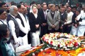 রবিবার শহীদ বিদ্ধিজীবী সৃতিসৌধে শহীদ বুদ্ধিজীবি দিবস উপলক্ষে ফুলদিয়ে শ্রদ্ধা জানান সাবেক প্রধানমন্ত্রী বিএনপি চেয়ারপার্সন বেগম খালেদা জিয়া সহ বিএনপি নেতৃবৃন্দ-পিএনএস  