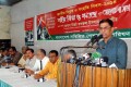 শনিবার জাতীয় প্রেসক্লাবে সম্মিলিত পেশাজিবী পরিষদ আয়োজিত আলোচনা সভায় বক্তব্য রাখেন মির্জা ফখরুল ইসলাম আলমগীর। পিএনএস 