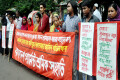 অবিলম্বে তোবা গ্রুপের সকল কারখানা খুলে দেয়াসহ বিভিন্ন দাবিতে শনিবার জাতীয় প্রেসক্লাবের সামনে মানববন্ধন করে বাংলাদেশ গার্মেন্টস শ্রমিক সংহতি-পিএনএস