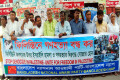 ফিলিস্তিনে ইসরাঈলি বাহিনির গণহত্যা বন্ধের দাবিতে শুক্রবার জাতীয় প্রেসক্লাবের সামনে মানববন্ধন করে বাংলাদেশ ন্যাশনাল আওয়ামী পার্টি বাংলাদেশ ন্যাপ-পিএনএস