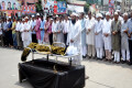 মঙ্গলবার বিএনপির কেন্দ্রীয় কার্যালয়ের সামনে সাবেক এমপি মোশারফ হোসেনের নামাজের জানাজা অনুষ্ঠিত হয়-পিএনএস