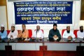 শুক্রবার জাতীয় প্রসক্লাবে ইসলামী সমাজ আয়োজিত “সকল মানুষের সার্বিক কল্যাণে কোন ব্যবস্থা দ্বারা সমাজ ও রাষ্ট্র পরিচালিত হওয়া উচিত” শীর্ষক আলোচনা সভায উপস্থিত অতিথি বৃন্দ-পিএনএস