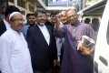 সোমবার আদালতে হাজিরা দেন দৈনিক আমারদেশ পত্রিকার ভারপ্রাপ্ত সম্পাদক মাহামুদুর রহমান