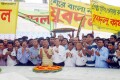 জাতীয়তাবাদী যুবদলের ৩৬তম প্রতিষ্ঠা বার্ষিকী উপলক্ষ্যে সোমবার বিএনপির প্রতিষ্ঠাতা জিয়াউর রহমানের মাজারে ফুল দিয়ে শ্রদ্ধা নিবেদন করেন মির্জা ফখরুল ইসলাম আলমগীর- পিএনএস।