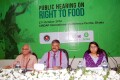 সোমবার সিরডাপ মিলনায়তনে অক্সফাম আয়োজিত খাদ্য অধিকার গন-সুনানীতে উপস্থিত অতিথিবৃন্দ ।- পিএনএস। 
