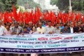 হামিম স্পোর্টস ওয়্যার খুলেদেওয়া সহ বিভিন্ন দাবিতে জাতীয় গার্মেন্টস শ্রমিক ফেডারেশন মিছিল করে শ্রম মন্ত্রনালয় ঘেরাও ও স্মারকলিপি পেস কর্মসূচি পালন করে-পিএনএস 
