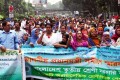 মঙ্গলবার রাজধানীর শাহবাগে বিভিন্ন দাবিতে বিক্ষোভ মিছল করে বাংলাদেশ তৃতীয় শ্রেণীর কর্মচারী সমিতি।-পিএনএস