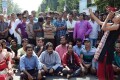 বুধবার রাজধানীর শাহবাগে নিজামীর ফাঁসির রায় কার্যকরের দাবিতে বিক্ষোভ মিছিল করে গনজাগরন মঞ্চ-পিএনএস