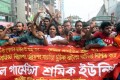 বিভিন্ন দাবিতে জাতীয় প্রেসক্লাবের সামনে সমাবেশ ও বিক্ষোভ মিছিল করে গার্মেন্টস শ্রমিক ফেডারেশন-পিএনএস