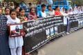 শনিবার জাতীয় প্রেসক্লাবে ইস্ট পয়েন্ট এডুকেশন স্কুল এন্ড কলেজের ৯ম শ্রেনীর মেধাবী ছাত্রী রিতু হত্যার বিচারের দাবিতে মানববন্ধন করে শিক্ষক ছাত্র ছাত্রী ও অভিভাবক বৃন্দ-পিএনএস 